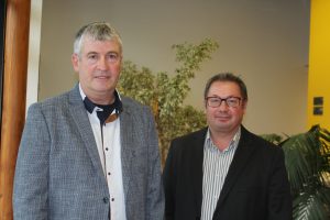 Christophe Paillaugue (à gauche) et David Ducourneau cherchent de nouveaux producteurs d’asperges