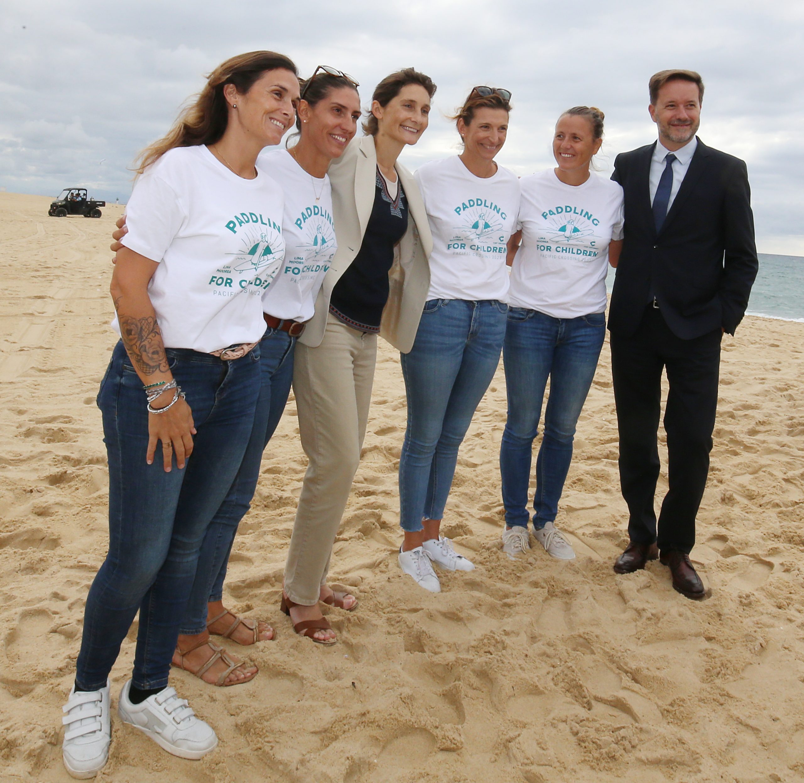 L’équipe de Cap Optimist a rencontré la ministre des Sports et lui a présenté son défi en paddle au profit des enfants malades surf