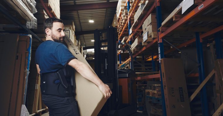 Illustration de l'article Exosquelettes : soulager les corps au travail   